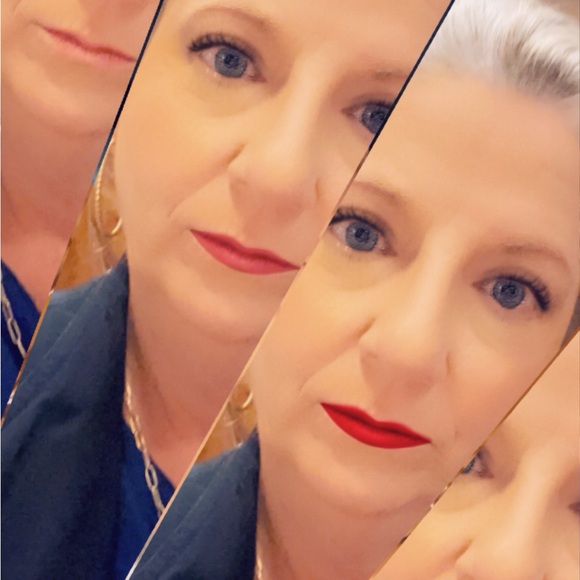 Meet your Posher, Shana - Picture 2 of 2